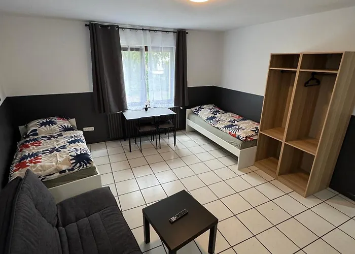 Am Hbf Mg05 * Mönchengladbach